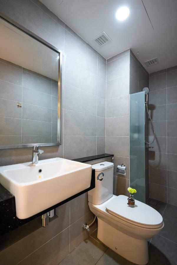Appartamento di 700 m² con 2 camera George Town Esterno foto